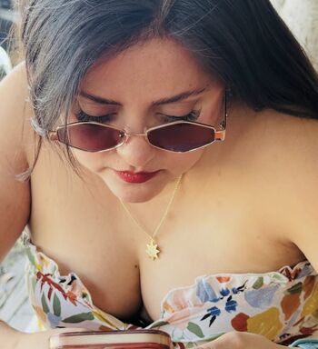 Full leaked Aimeeecarol private onlyfans photo