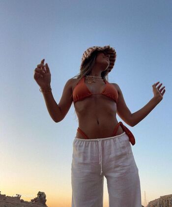 Full leaked Aina simon private onlyfans photo