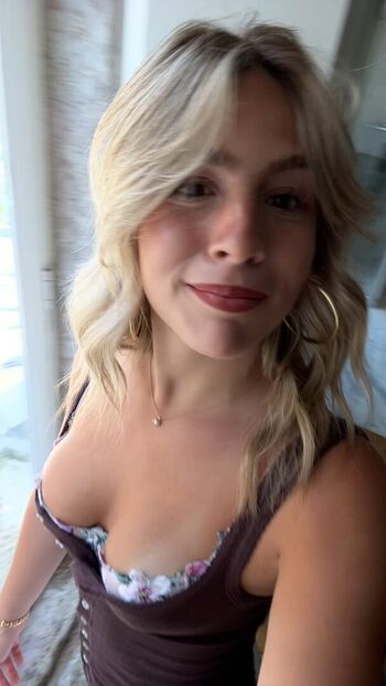 Full leaked Ainsley rolstad private onlyfans photo