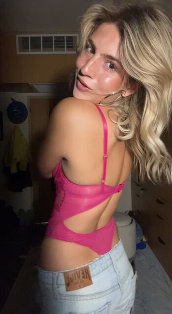 Full leaked Ainsley rolstad private onlyfans photo