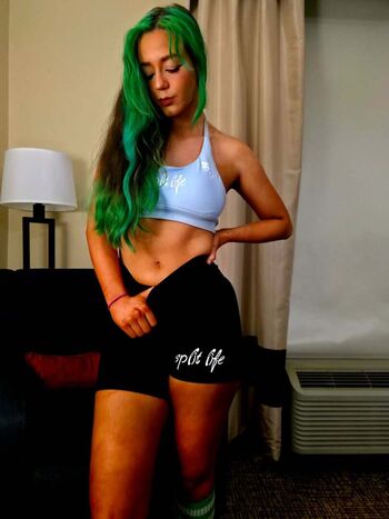 Full leaked Airica demia page private onlyfans photo