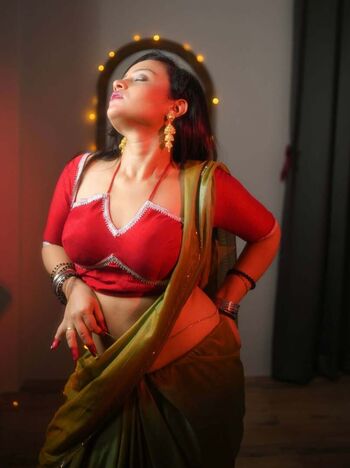 Full leaked Aishee ganguly private onlyfans photo