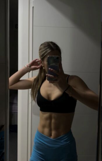 Full leaked Aiva pinches private onlyfans photo