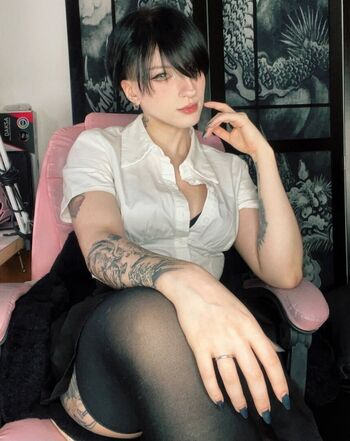 Full leaked Akemy sama private onlyfans photo