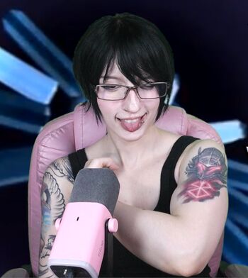 Full leaked Akemy sama private onlyfans photo