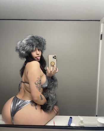 Full leaked Akirya page private onlyfans photo
