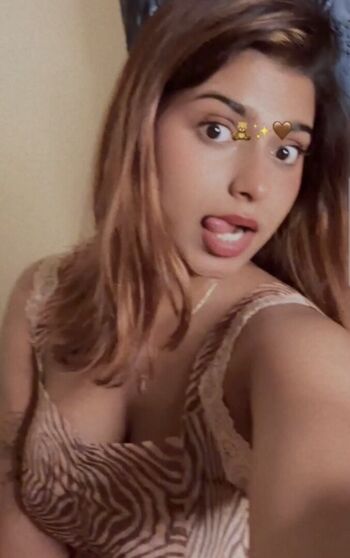 Full leaked Akshara k renjan private onlyfans photo