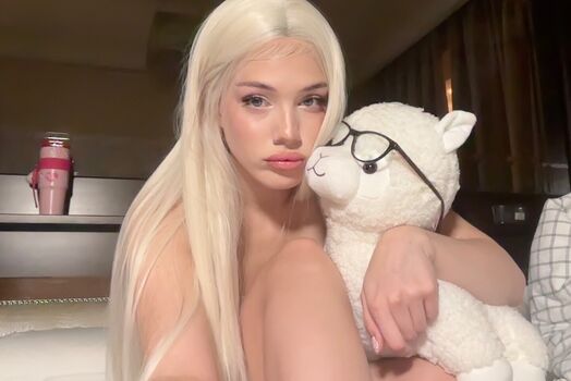 Full leaked Akyuliych private onlyfans photo