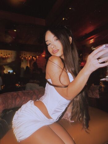 Full leaked Alahna ly private onlyfans photo