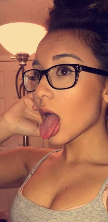 Full leaked Alahnaly private onlyfans photo