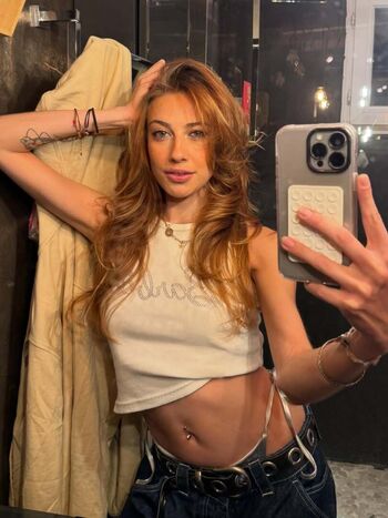 Full leaked Alaiajeanneau private onlyfans photo