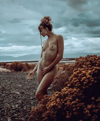 Full leaked Alaina wulf private onlyfans photo