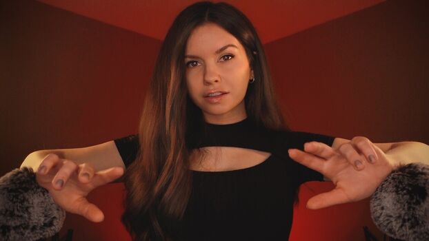 Alana ASMR
