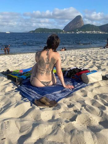 Full leaked Alana folchart private onlyfans photo