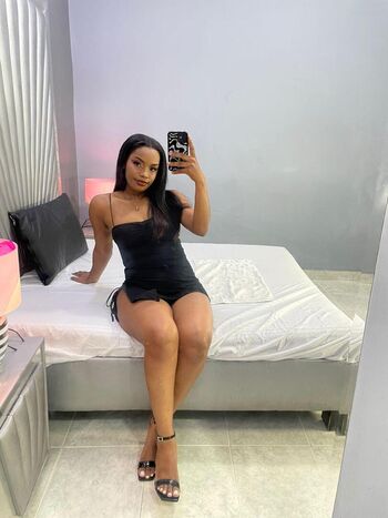 Full leaked Alanabale private onlyfans photo