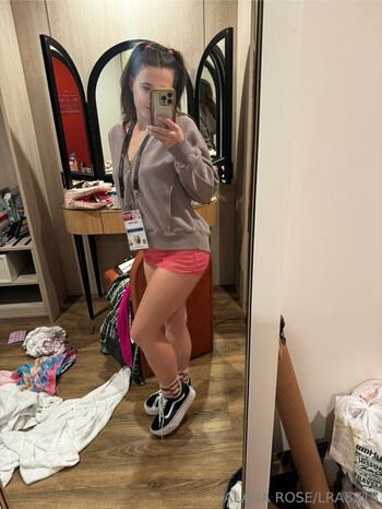 Full leaked Alanarose page private onlyfans photo