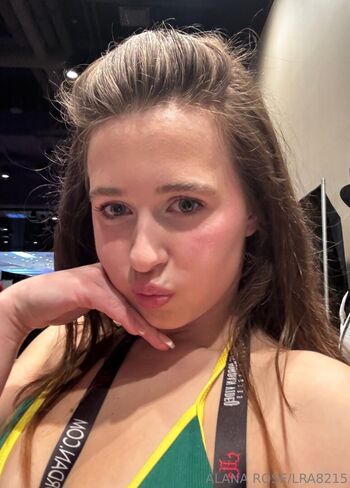 Full leaked Alanarose page private onlyfans photo