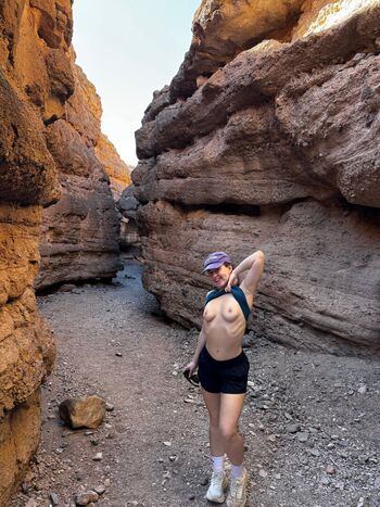 Full leaked Alanarose page private onlyfans photo