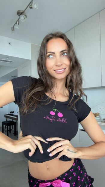 Full leaked Alannalouise  page private onlyfans photo