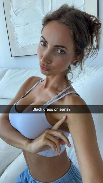 Full leaked Alannalouise  page private onlyfans photo