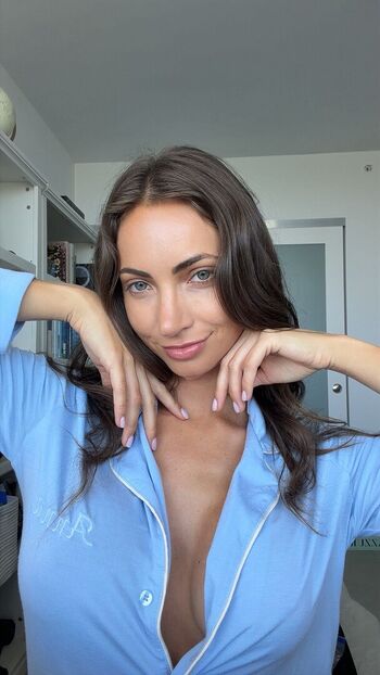Full leaked Alannalouise  page private onlyfans photo