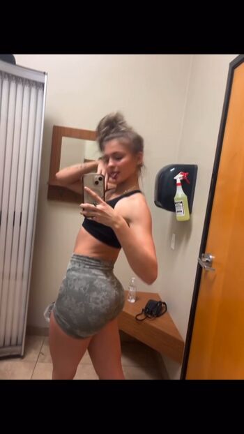 Full leaked Alannarose private onlyfans photo