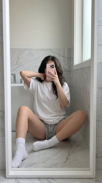 Alasmin Naaz