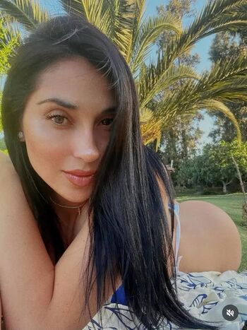 Full leaked Ale o r private onlyfans photo