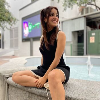 Full leaked Ale valencia page private onlyfans photo