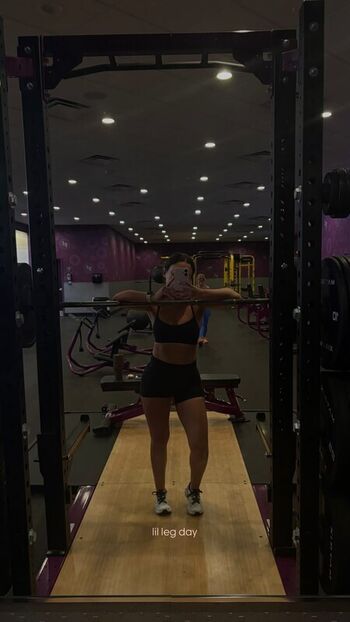 Full leaked Aleaarose private onlyfans photo