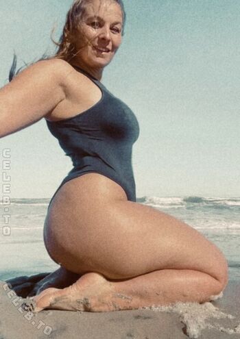 Full leaked Aleeeeena official private onlyfans photo