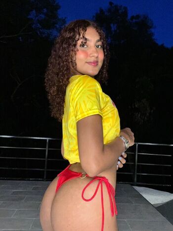Full leaked Alejamarquezz private onlyfans photo