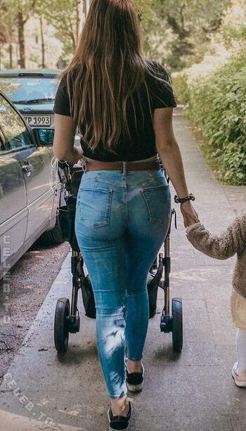 Full leaked Alena rmb private onlyfans photo
