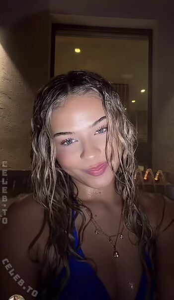 Full leaked Alessiasxr private onlyfans photo