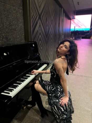 Full leaked Alessiuccia private onlyfans photo