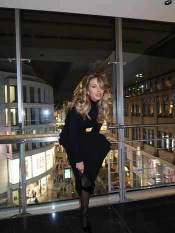 Full leaked Alexa breit  page private onlyfans photo