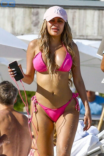 Full leaked Alexadellanos private onlyfans photo