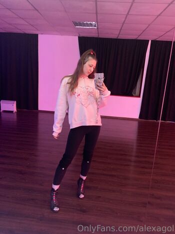 Full leaked Alexagol private onlyfans photo