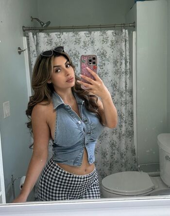 Full leaked Alexalovemodel private onlyfans photo