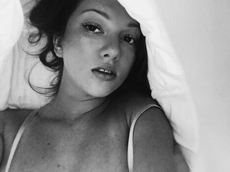 Full leaked Alexia goines private onlyfans photo