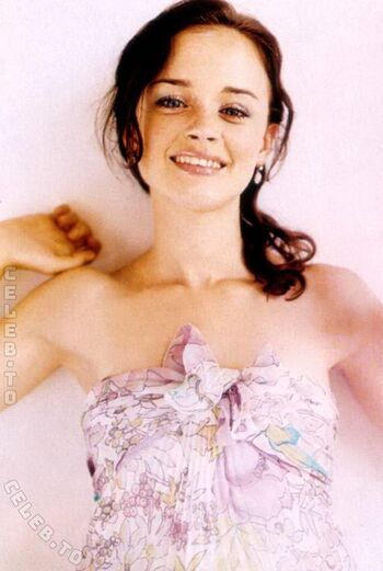 Full leaked Alexis bledel private onlyfans photo