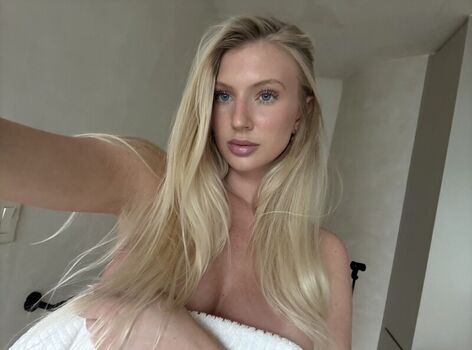 Full leaked Alexis clark private onlyfans photo