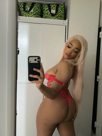 Full leaked Alexis denecheau private onlyfans photo