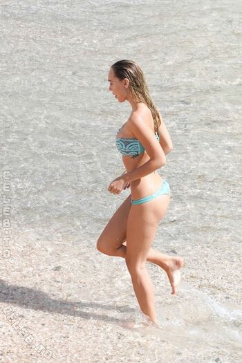 Full leaked Alexis ren page private onlyfans photo