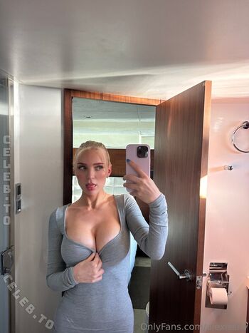 Full leaked Alexisshv page private onlyfans photo