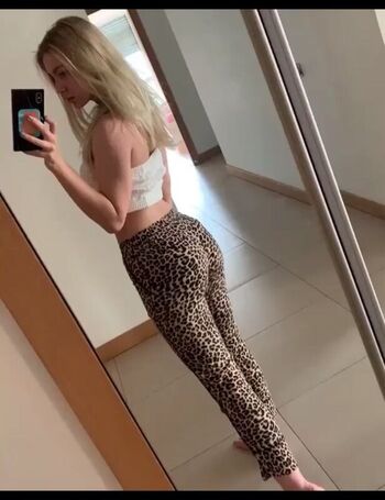 Full leaked Aleyna tilki private onlyfans photo
