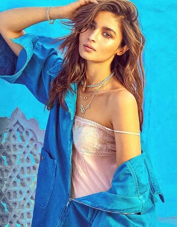Full leaked Alia bhat private onlyfans photo