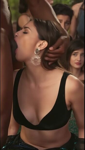 Alia Bhatt Indian Desi Fake