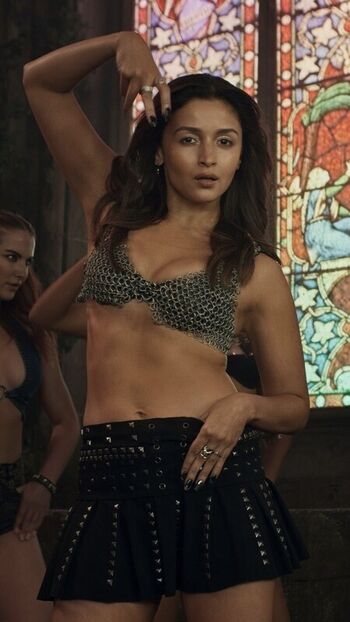 Full leaked Alia bhatt private onlyfans photo
