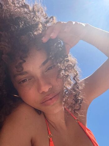 Full leaked Aliana king page private onlyfans photo